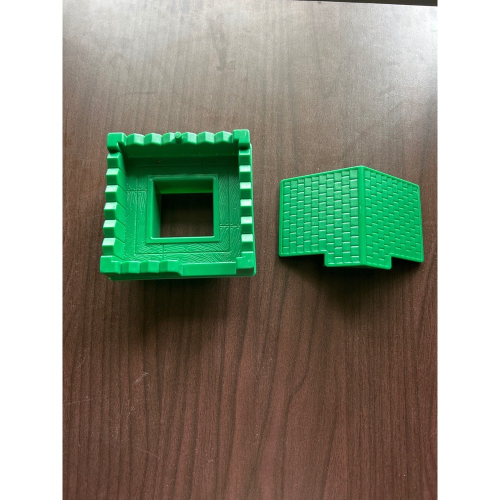 Lincoln Log Lookout House Roof Green Plastic Building Parts Lot of 2 Replacement